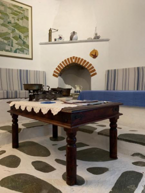 Τraditional Cycladic house ZO PI for 1-5 adults